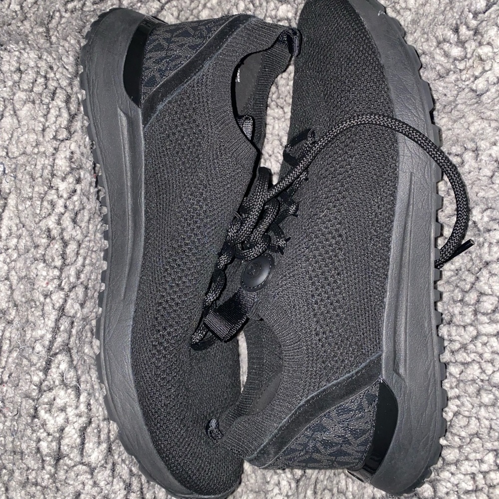 ✨ Michael Kors Bodie Trainers✨